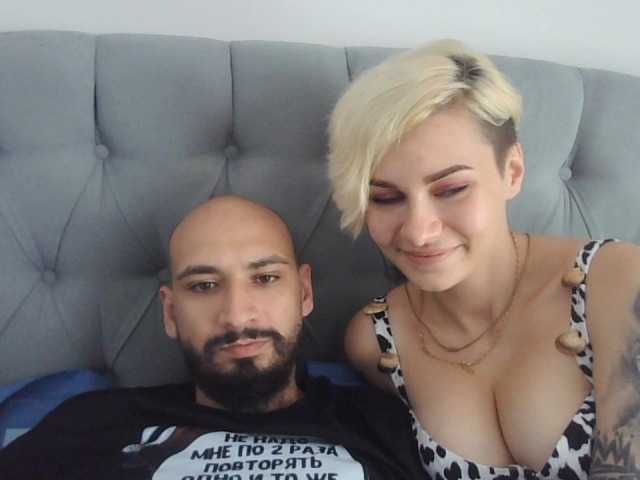 KiraSaint live cam on BongaCams