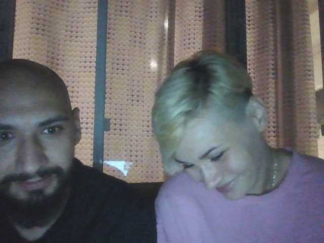 KiraSaint live cam on BongaCams