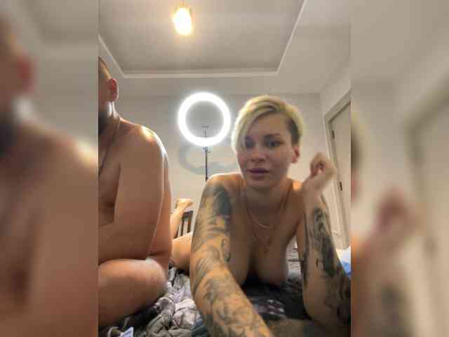 KiraSaint Live Webcam on BongaCams