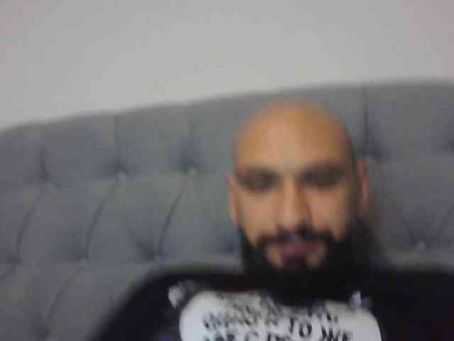 KiraSaint webcam