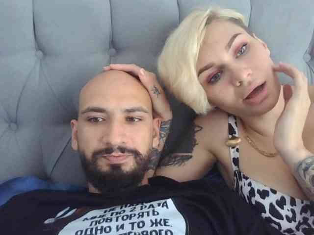KiraSaint webcam