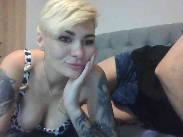 KiraSaint webcam
