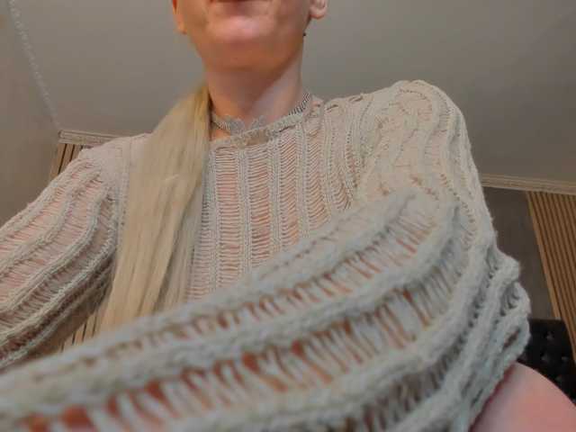 AlessiaBellini live cam preview
