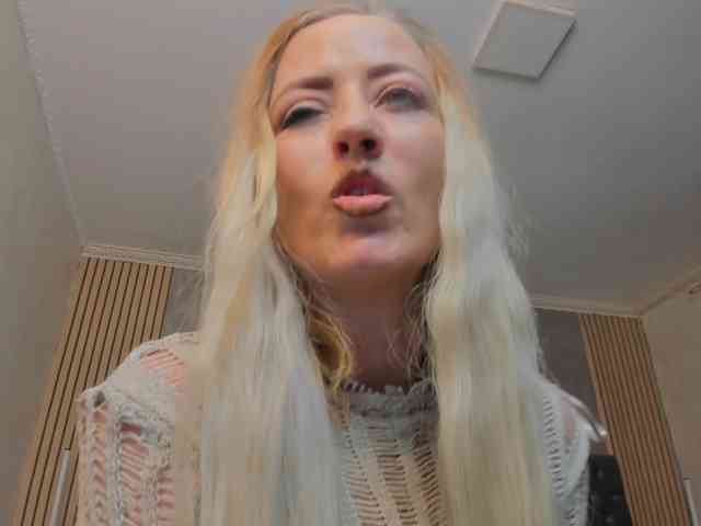 upskirt camera AlessiaBellini