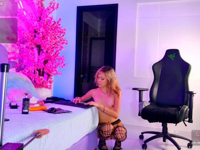LizzyMonroe live cam preview