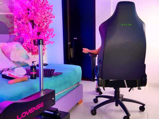 LizzyMonroe live cam on BongaCams