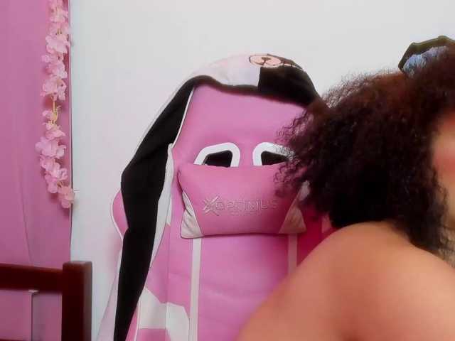 Kristy-G live cam preview