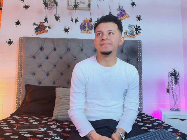 Luxuryloverss live cam