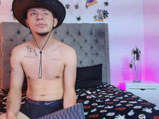 luxuryloverss's live room