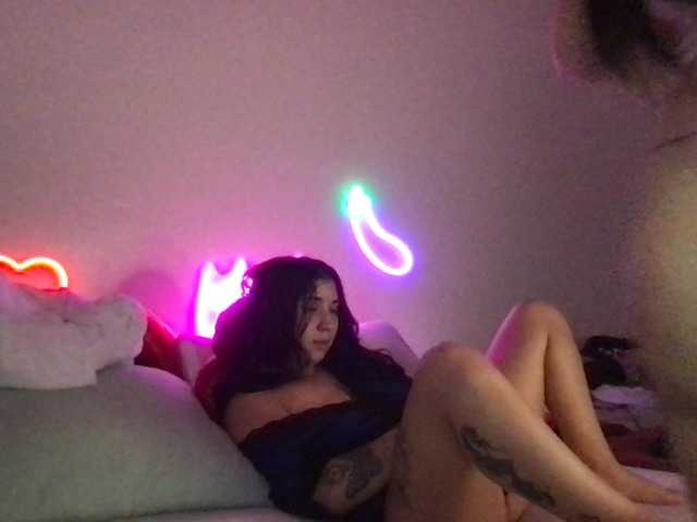 ToriandNina live cam on BongaCams