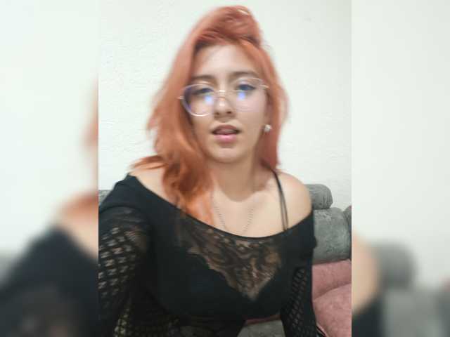 Jessica-18 live cam on BongaCams