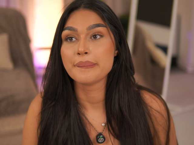 KaiaSilk live cam on BongaCams
