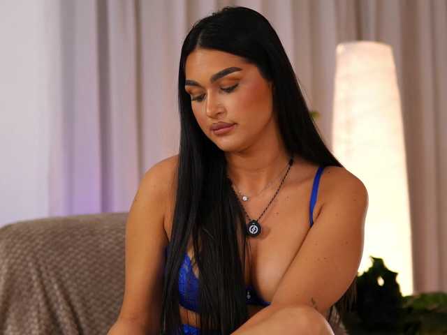 KaiaSilk live cam on BongaCams