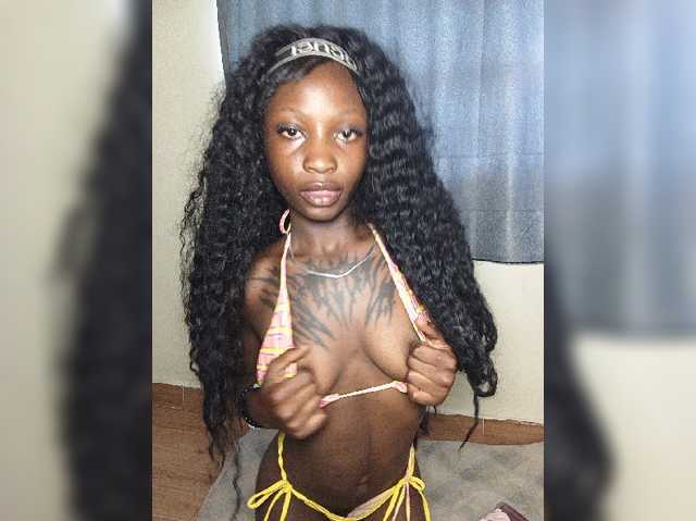 Squirty001, en vivo ahora en BongaCams
