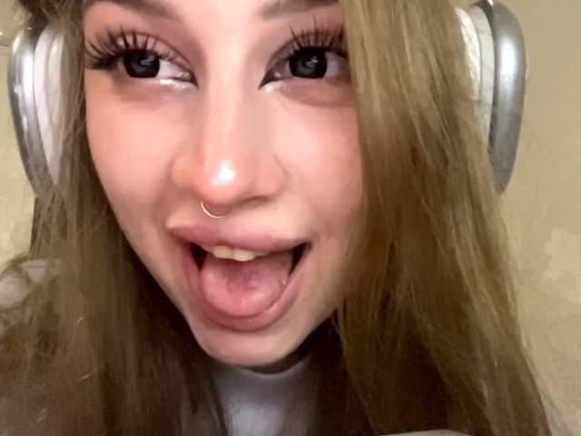 MyraTamkin live cam on BongaCams