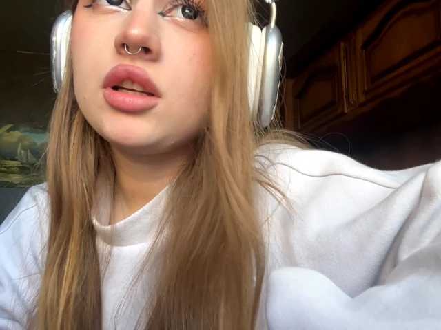 MyraTamkin live cam on BongaCams