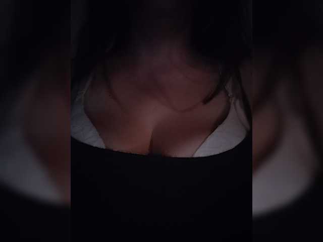 LunaBella1 live cam preview