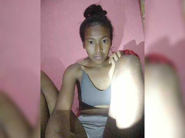 Priscahot live cam on BongaCams