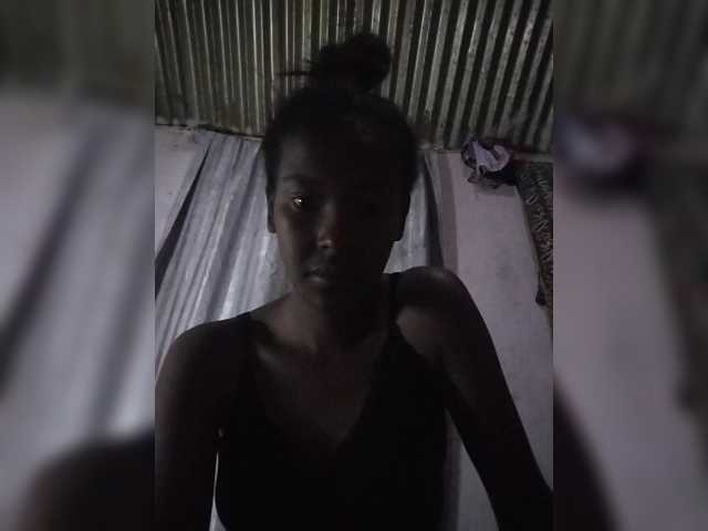 Priscahot live cam preview