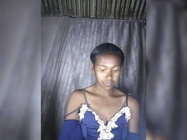 Priscahot live cam preview
