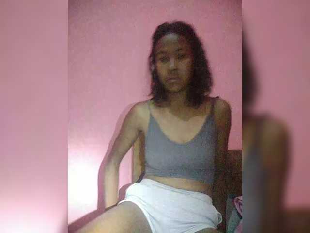 Priscahot live cam on BongaCams