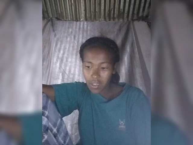 Priscahot live cam preview