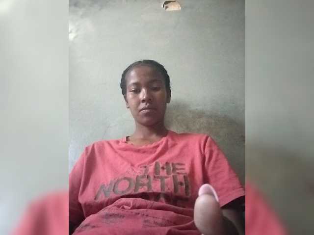 Priscahot live cam preview