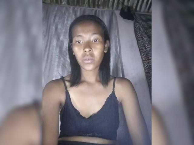 Priscahot live cam on BongaCams