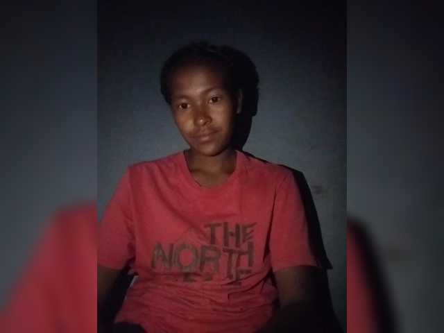 Priscahot live cam preview