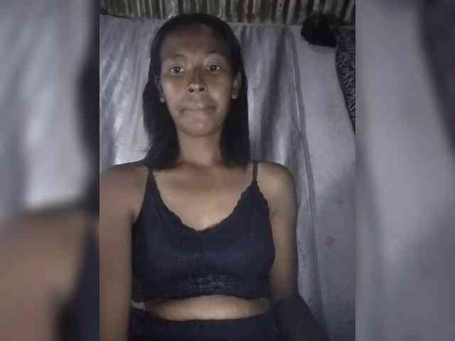 Priscahot webcam