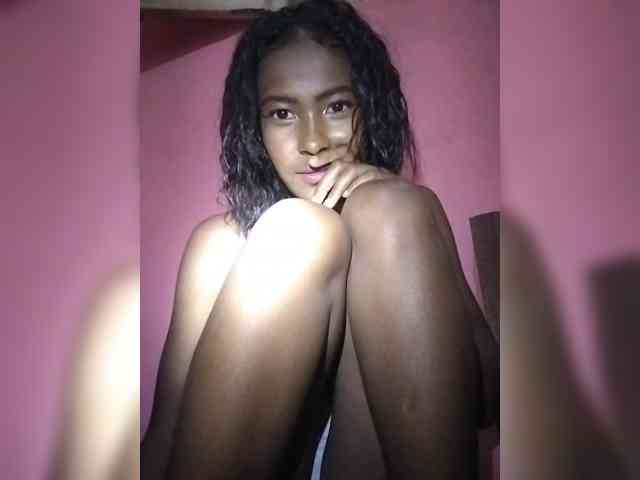 Priscahot webcam