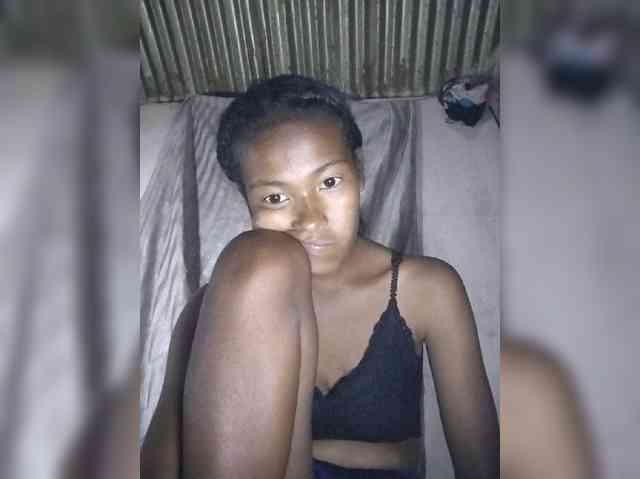 Priscahot Live Webcam on BongaCams