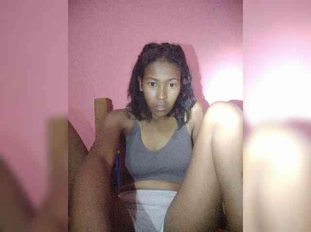 Priscahot webcam