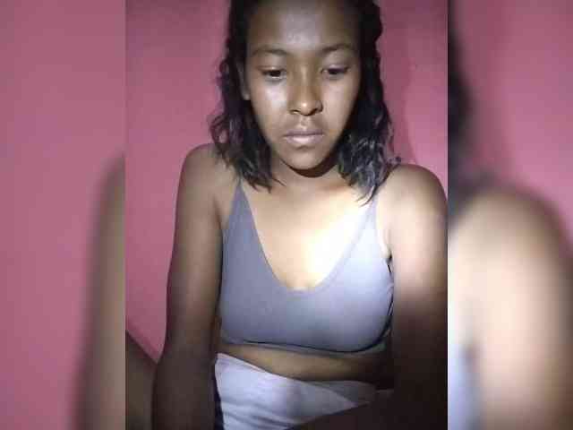 Priscahot webcam