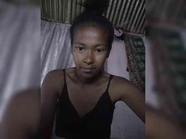 Modelo: Priscahot