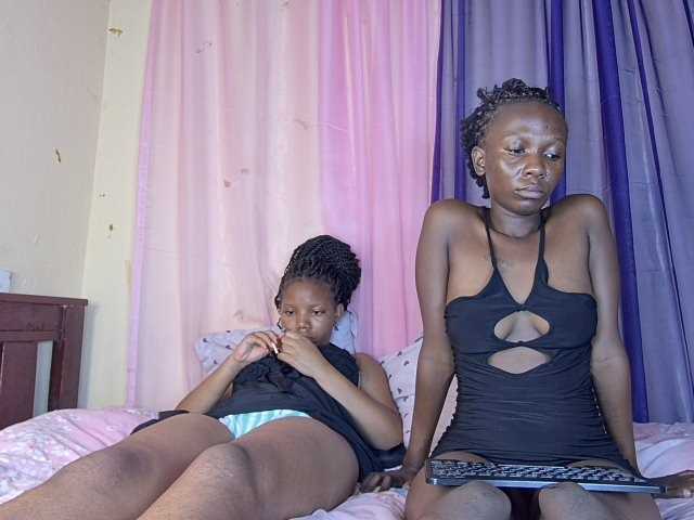 Tippih live cam on BongaCams
