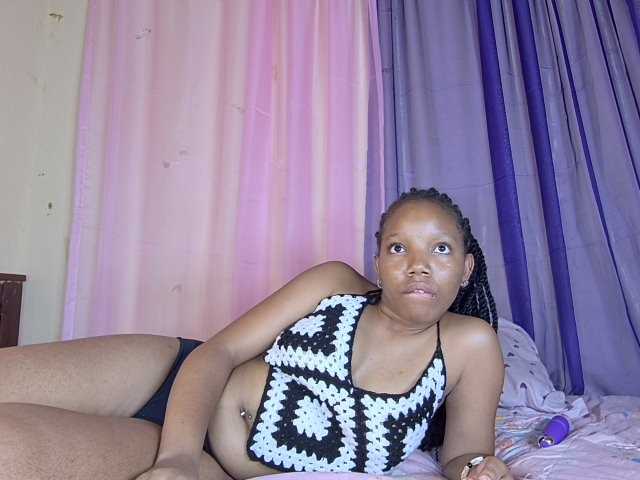 Tippih live cam on BongaCams