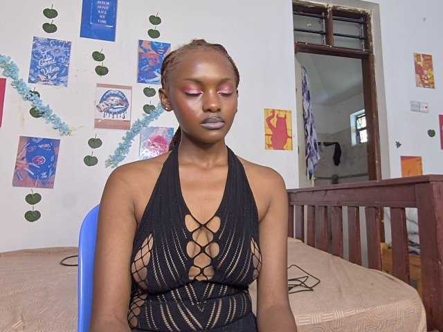 Tippih live cam on BongaCams