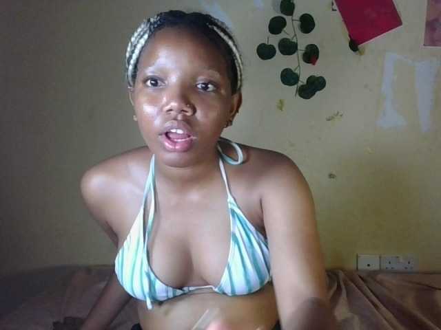 Tippih live cam on BongaCams