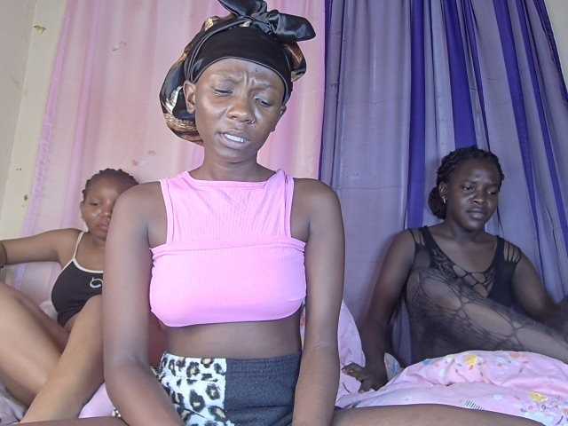 Tippih live cam on BongaCams
