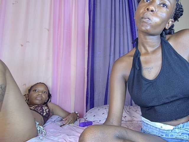 Tippih live cam on BongaCams