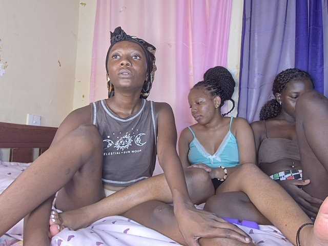 Tippih live cam on BongaCams