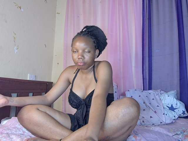 Tippih live cam on BongaCams