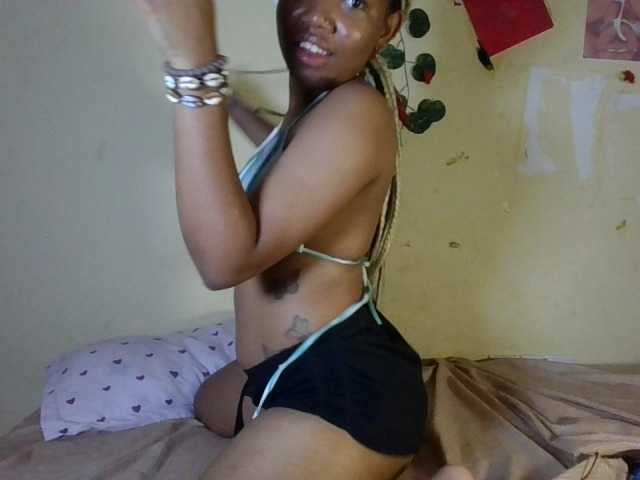 Tippih live cam on BongaCams