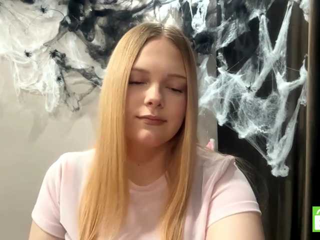 DamarisRuben live cam on BongaCams