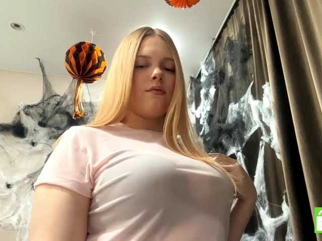 DamarisRuben live cam on BongaCams