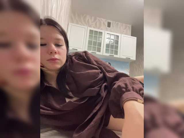 yourgoddess2 live cam on BongaCams