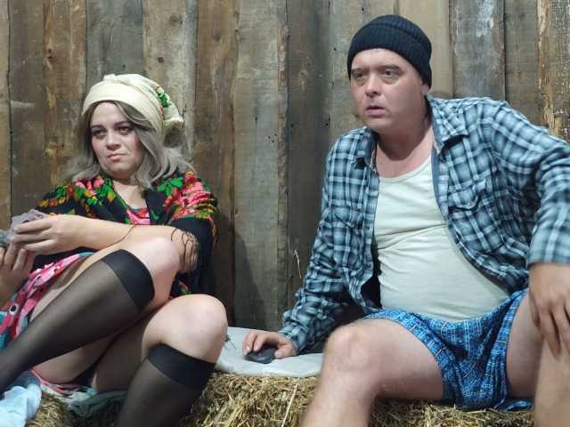 BarnDebauchery
