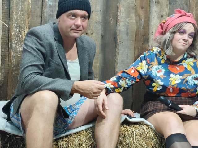 BarnDebauchery