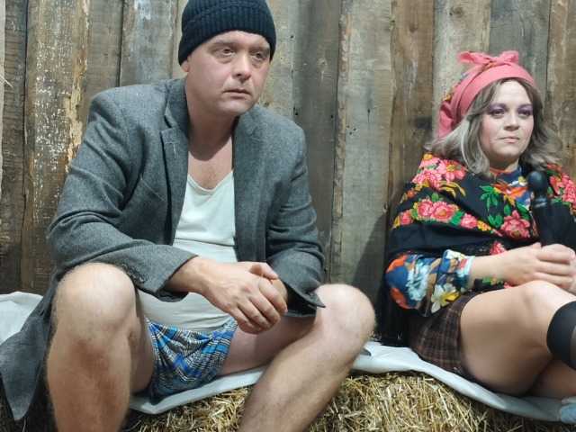 BarnDebauchery